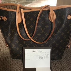 Pristine Louis Vuiton MM Neverfull